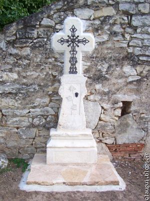 Croix de la Rivière (rénovation : été 2005)