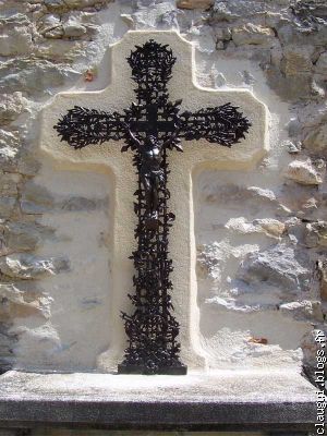 Croix du mas de Rouquet (après renovation)